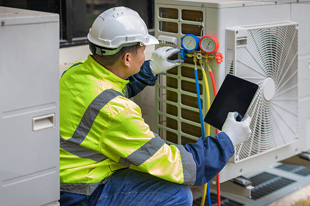Professional Hvac technician working in Rolling Prairie, IN